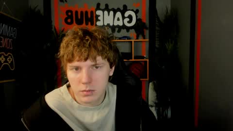 Snapshot of benjamin_harris chatting on April 30, 5:36 am Benjamin online show from April 30, 5:36 am