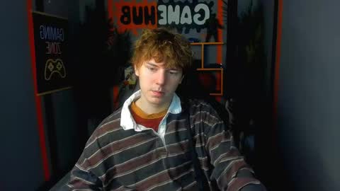 Snapshot of benjamin_harris chatting on May 1, 4:00 pm Benjamin online show from May 1, 4:00 pm