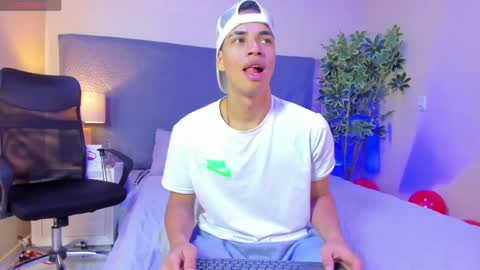 BENJAMIN online show from February 18, 1:21 am