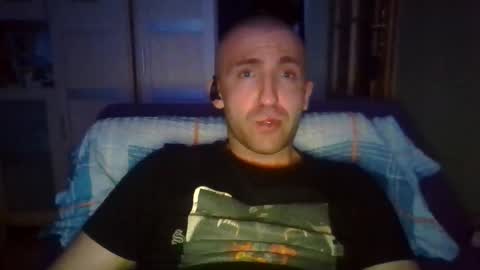 Snapshot of benko800 chatting on September 26, 2:37 am PM4PASSWORD online show from September 26, 2:37 am