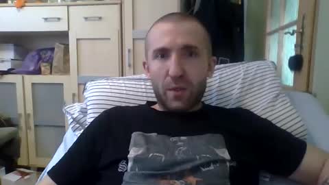 Snapshot of benko800 chatting on October 20, 9:54 am PM4PASSWORD online show from October 20, 9:54 am