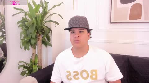 bennett_alejoo online show from September 21, 4:52 pm