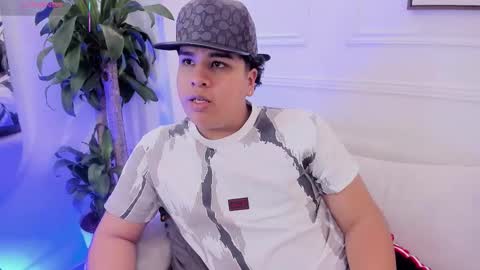 bennett_alejoo online show from September 23, 4:10 pm