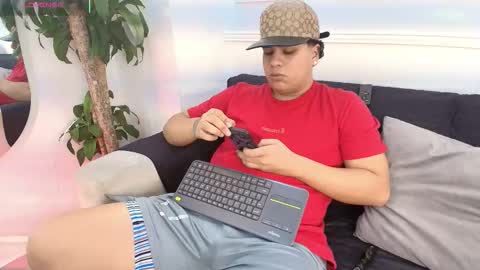 bennett_alejoo online show from October 5, 6:28 pm