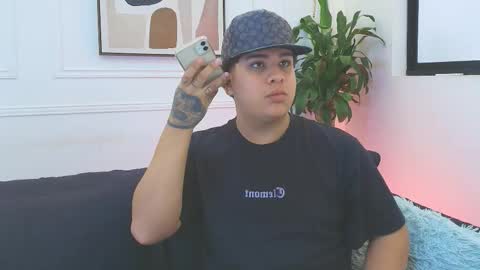 bennett_alejoo online show from November 29, 7:28 pm