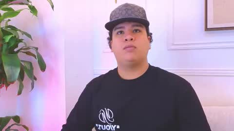 bennett_alejoo online show from February 16, 6:15 pm