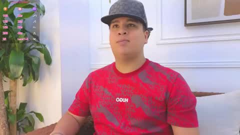 bennett_alejoo online show from April 18, 7:58 pm