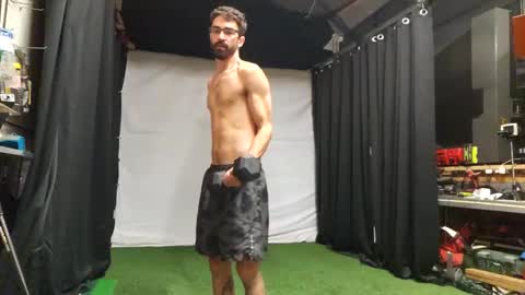 Snapshot of benny_boy95 chatting on September 8, 2:16 pm benny_boy95 online show from September 8, 2:16 pm