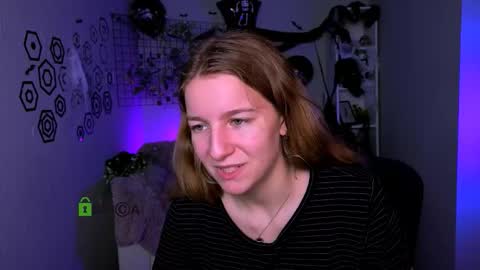 Benny online show from October 25, 11:29 am