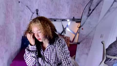 Snapshot of benny_wilson chatting on November 2, 3:53 am benny_wilson online show from November 2, 3:53 am