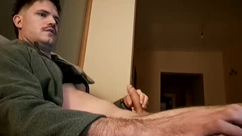 benoitgmx12 online show from April 24, 3:20 am