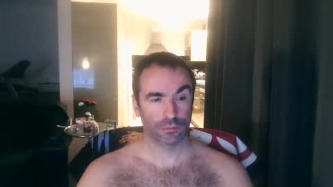 Snapshot of bensince1984_ chatting on January 14, 8:09 am Ben online show from January 14, 8:09 am