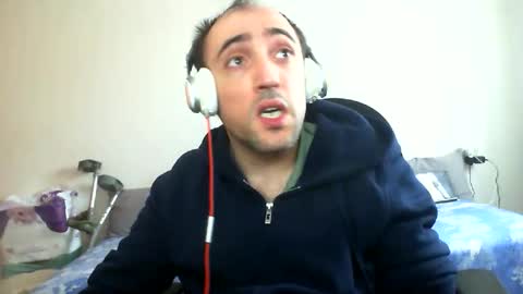 bentish online show from January 12, 11:15 am