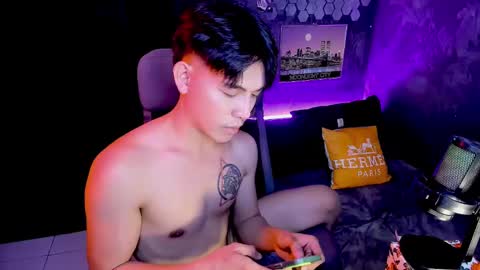 Snapshot of bentlyfuck chatting on January 2, 9:28 pm bentlyfuck online show from January 2, 9:28 pm