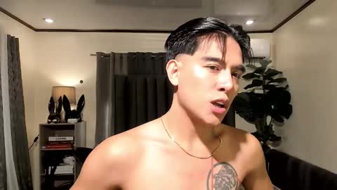 Snapshot of bentlyfuck chatting on September 21, 2:35 am bentlyfuck online show from September 21, 2:35 am