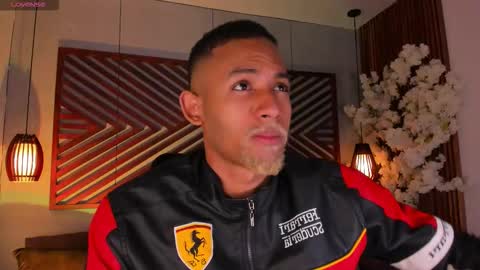 bento_fox online show from November 6, 4:02 am