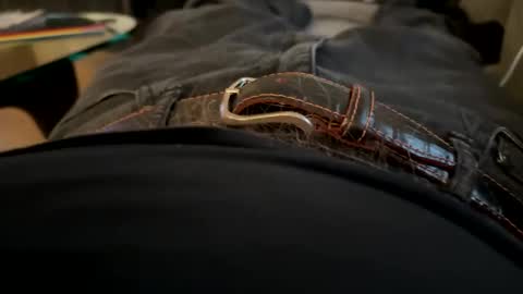 Snapshot of benz10001 chatting on January 18, 8:51 pm benz10001 online show from January 18, 8:51 pm