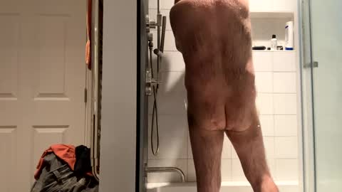 Snapshot of benz10001 chatting on September 10, 11:32 am benz10001 online show from September 10, 11:32 am