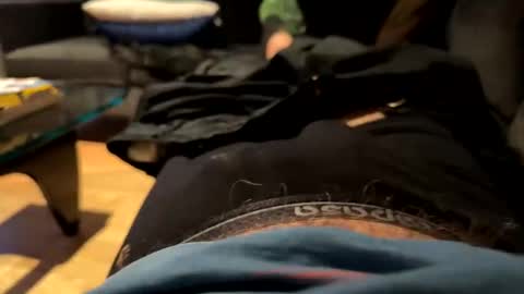 Snapshot of benz10001 chatting on September 22, 3:08 am benz10001 online show from September 22, 3:08 am