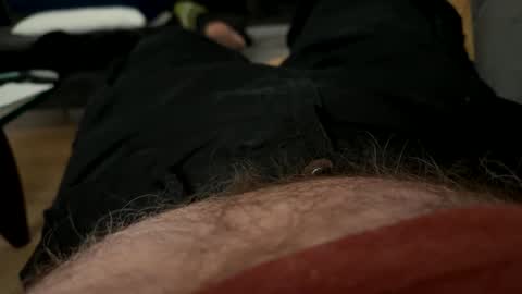 Snapshot of benz10001 chatting on September 27, 3:11 am benz10001 online show from September 27, 3:11 am