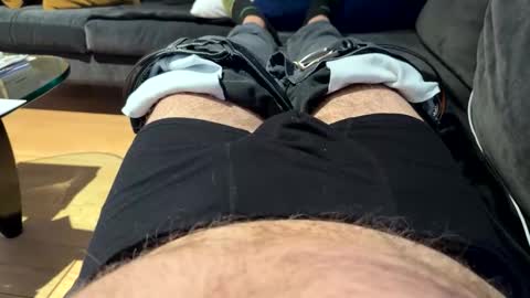 benz10001 online show from April 4, 10:40 pm