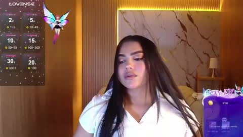 Snapshot of berchy_tf chatting on March 1, 1:46 pm Berchy online show from March 1, 1:46 pm