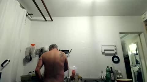 Snapshot of berg_boy chatting on November 10, 5:17 am Martin online show from November 10, 5:17 am