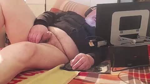 berlinerbaer1963 online show from September 23, 7:28 pm