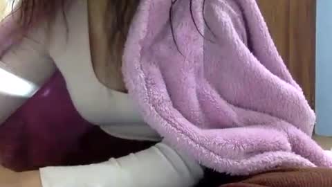 tixxie  online show from February 8, 3:04 pm