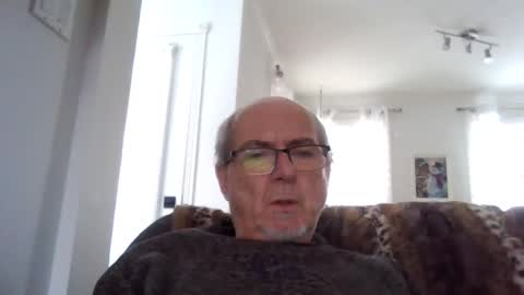 bernard1102 online show from January 3, 7:29 pm