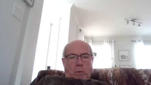 bernard1102 online show from February 5, 2:26 pm