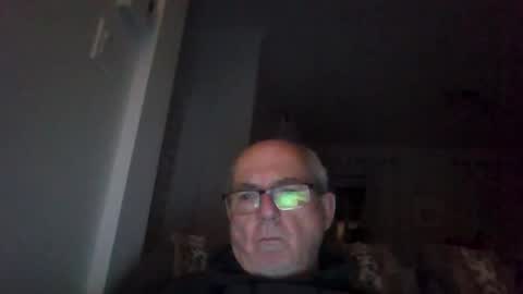 bernard1102 online show from October 1, 12:05 am