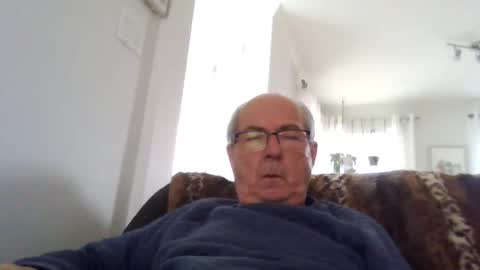 bernard1102 online show from October 24, 1:29 pm