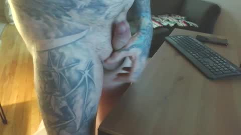 Snapshot of bernhard666 chatting on February 28, 12:50 pm bernhard666 online show from February 28, 12:50 pm