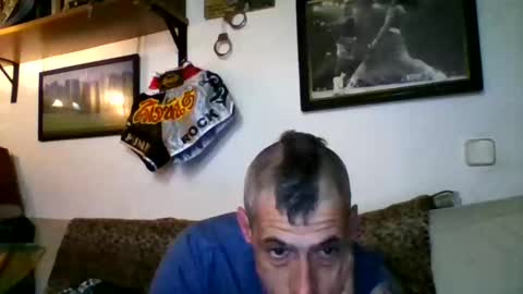 bernichaoss77 online show from January 2, 2:33 am