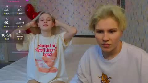 Your sweet Tara and Eva online show from February 9, 10:52 am