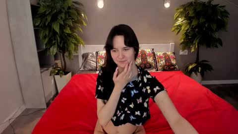 Violette online show from November 4, 6:56 am