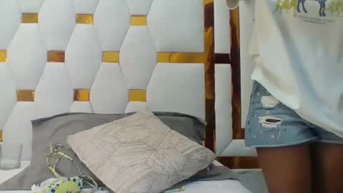 berryl online show from November 4, 7:02 pm