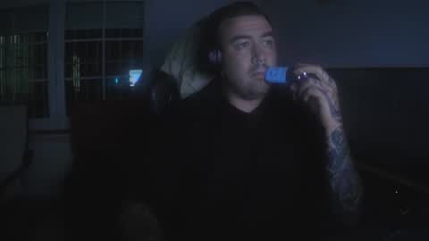Snapshot of berto3389 chatting on May 10, 12:27 am berto3389 online show from May 10, 12:27 am