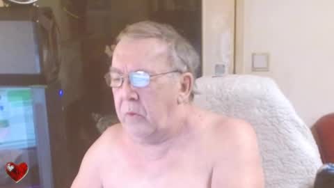 Snapshot of best127 chatting on February 25, 9:42 am jean online show from February 25, 9:42 am