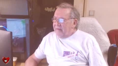 Snapshot of best127 chatting on February 25, 2:44 pm jean online show from February 25, 2:44 pm