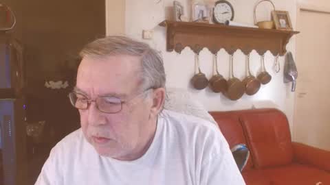 Snapshot of best127 chatting on February 26, 1:19 pm jean online show from February 26, 1:19 pm