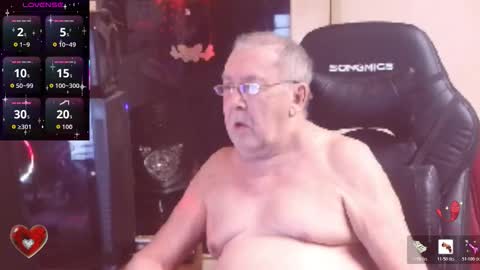 Snapshot of best127 chatting on February 25, 8:07 pm jean online show from February 25, 8:07 pm