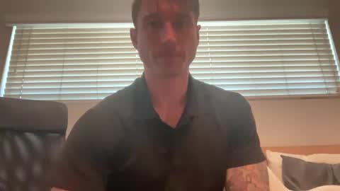 Snapshot of bestcoast35 chatting on December 2, 6:32 pm Bestcoast3579 online show from December 2, 6:32 pm