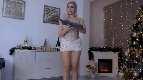 bethierusse online show from December 22, 5:48 am