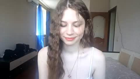 Snapshot of bethkallberg chatting on June 18, 9:09 am Leila online show from June 18, 9:09 am