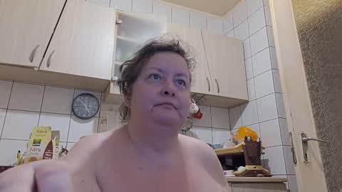 bethnorth online show from September 22, 1:51 am