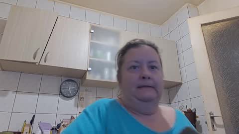 bethnorth online show from October 5, 2:10 am