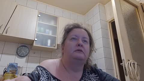 Snapshot of bethnorth chatting on January 14, 2:28 am bethnorth online show from January 14, 2:28 am