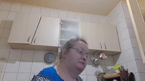 Snapshot of bethnorth chatting on February 10, 3:10 am bethnorth online show from February 10, 3:10 am